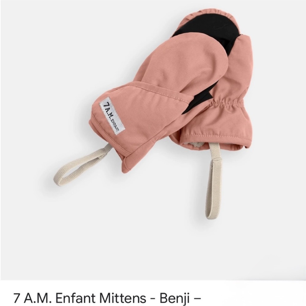 7AM Benji Plush Mittens
$32.00
COLOR : Rose Dawn  NEW 
 SIZE -
6M-12M